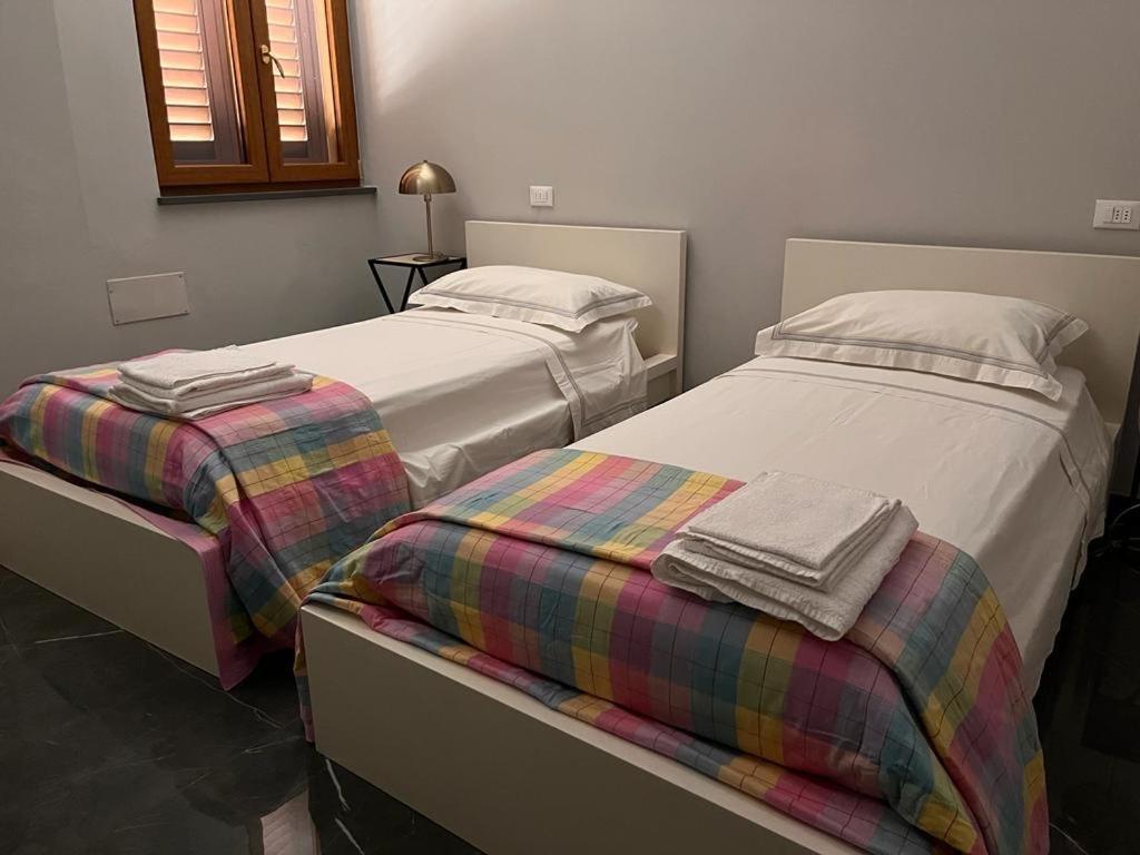 Отель Casa Cavour Монтекатини-Терме Экстерьер фото